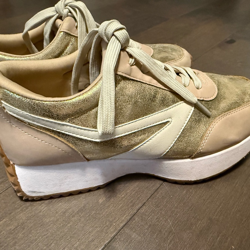 Platform Lace-Up Sneakers in Beige and Cream